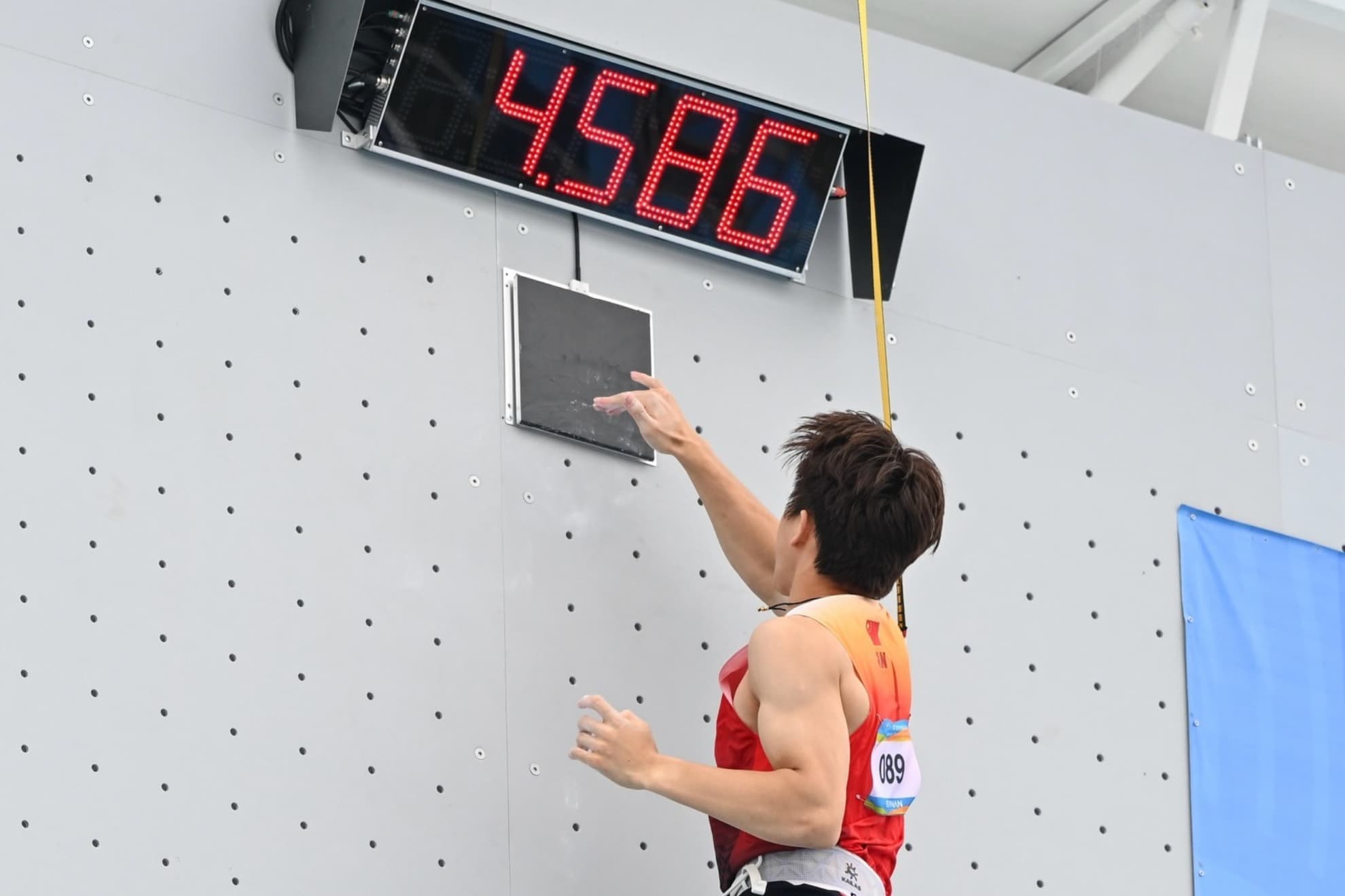 Yicheng Zhao bate el récord mundial de velocidad.