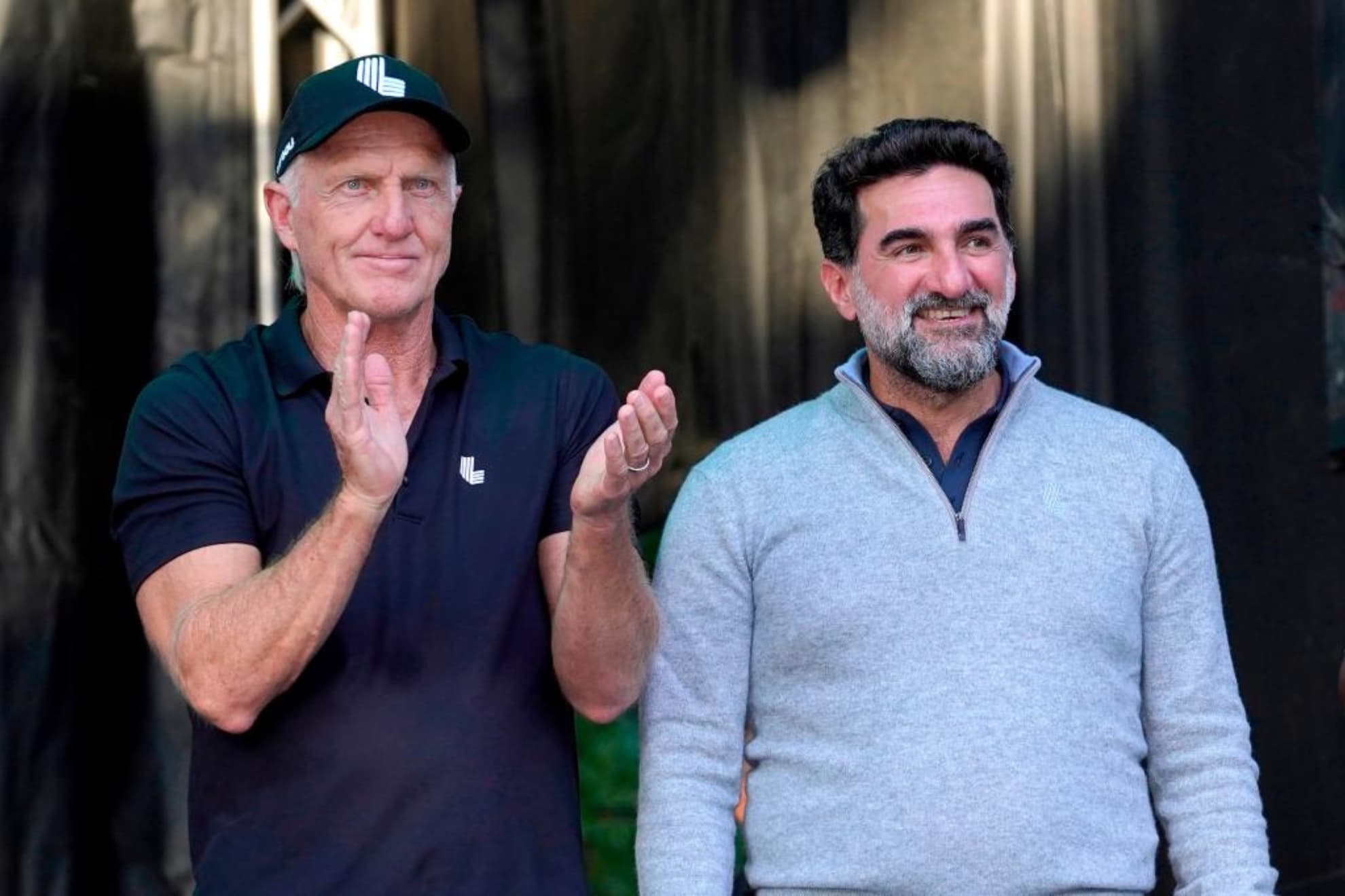 Greg Norman  y Yassir Al Rumayyan, en una foto de archivo