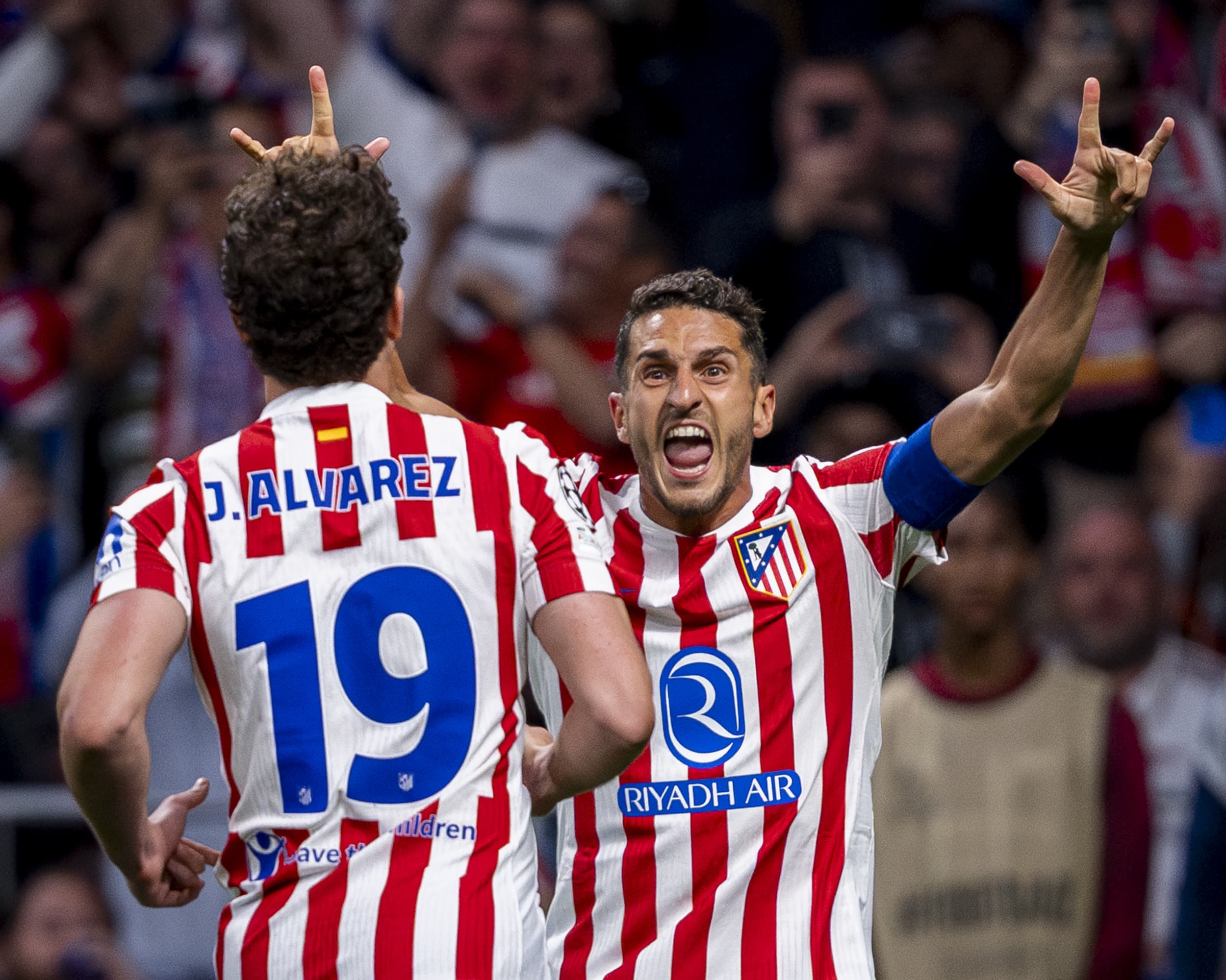 Koke celebrando el gol de Julián ante el Arsenal.