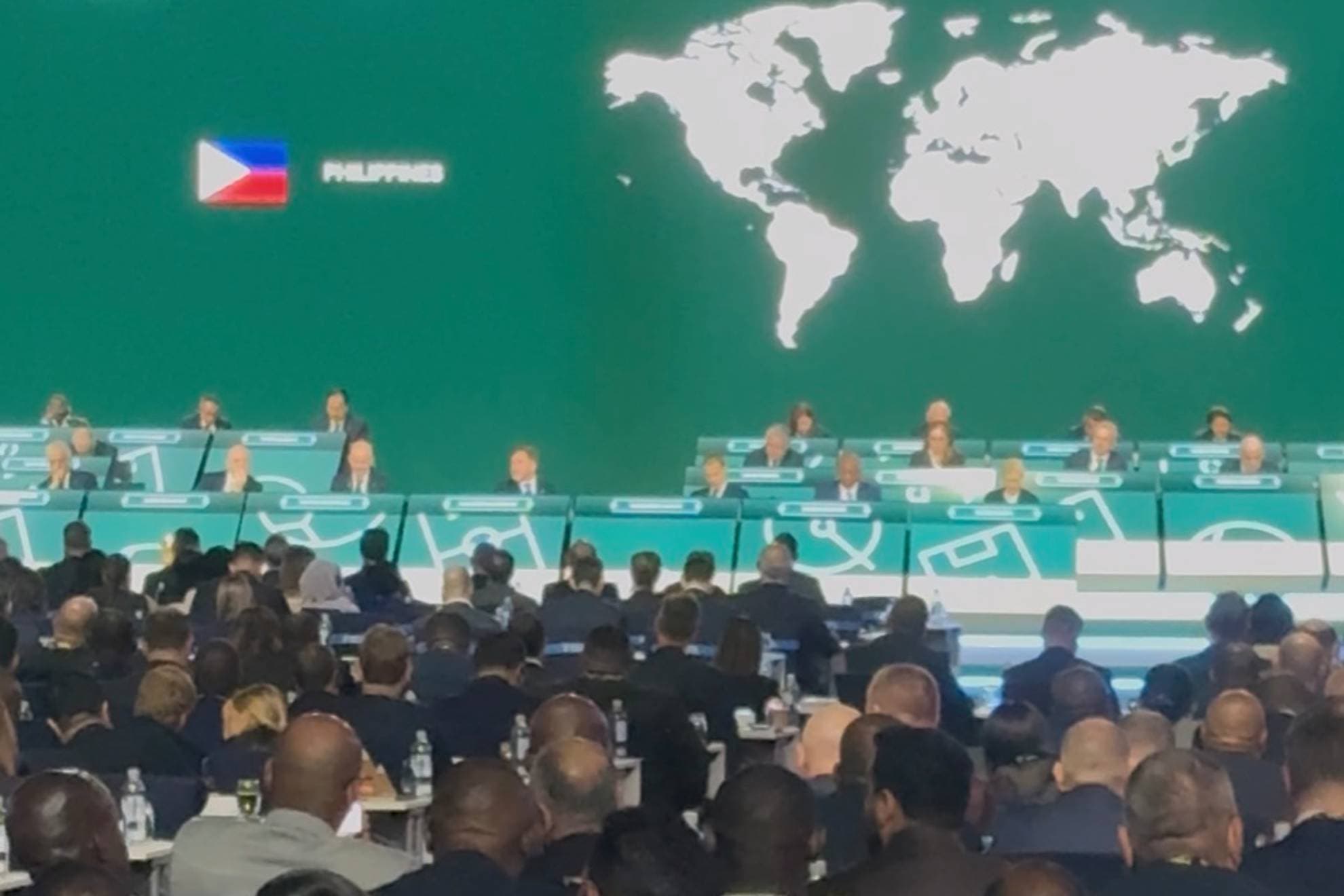 El Congreso de la FIFA pasando lista a las 210 federaciones asistentes.