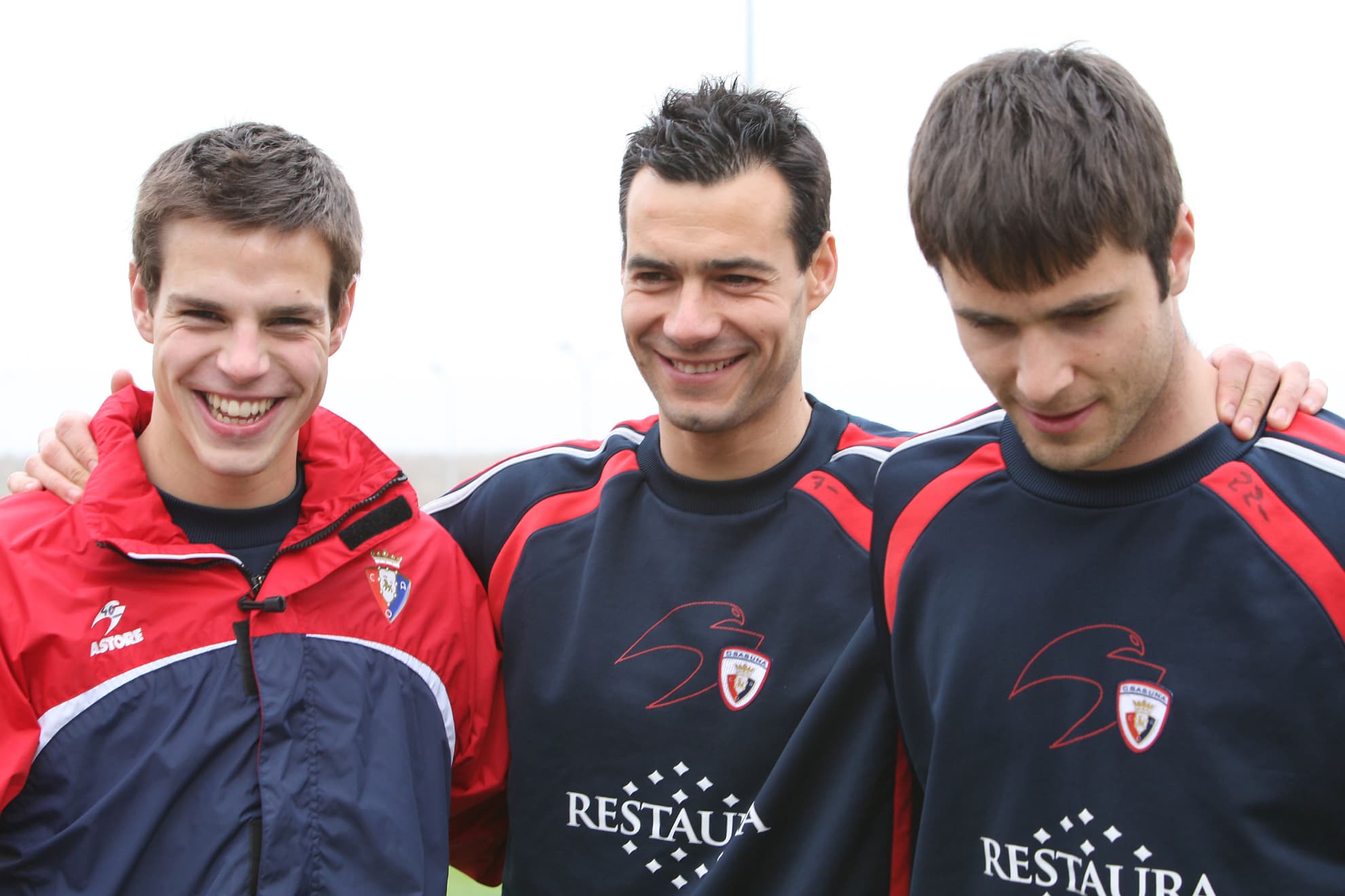 Azpilicueta, Cruchaga y Kike Sala, en un entrenamiento con Osasuna.