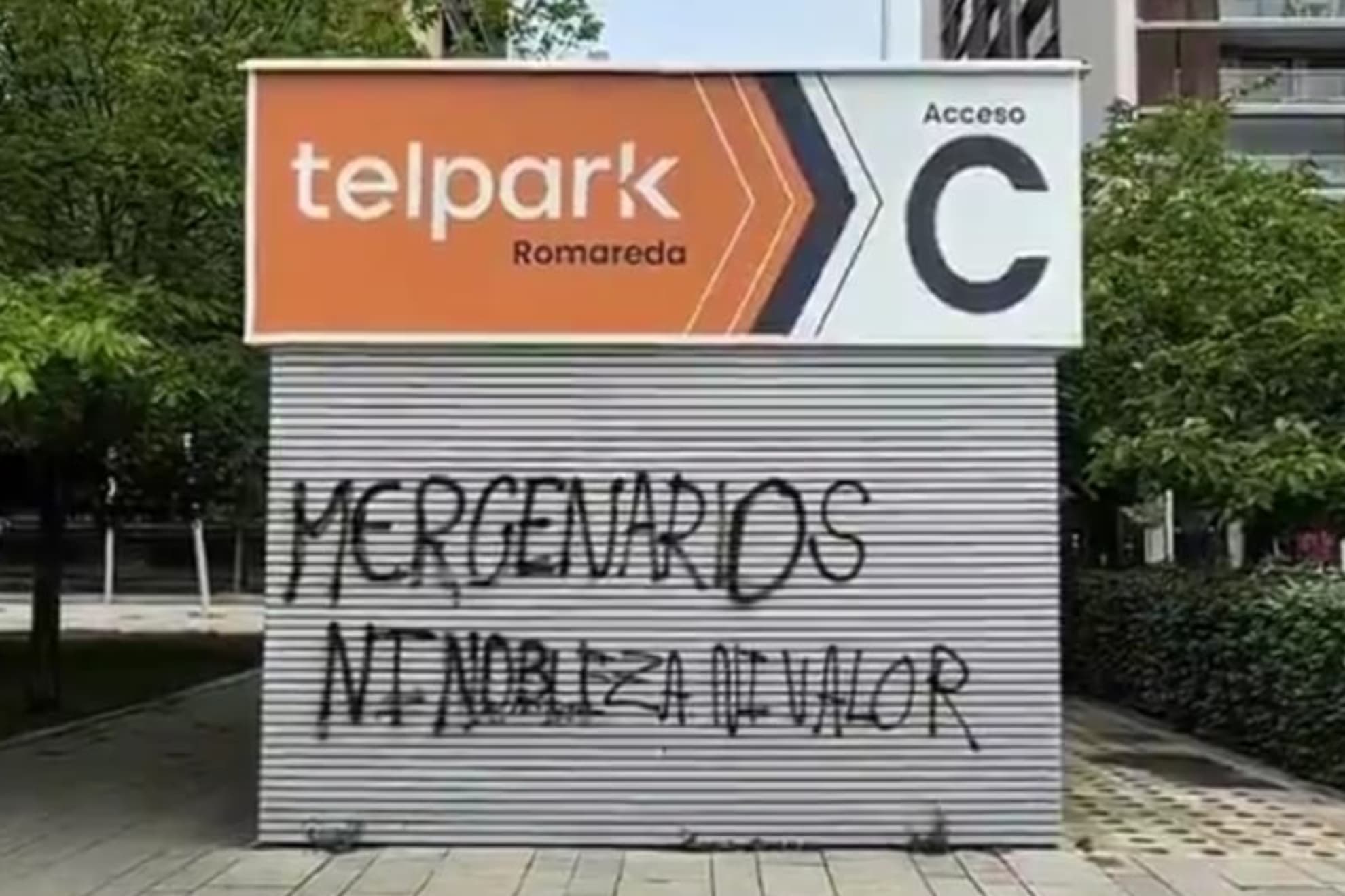 Pintadas contra Zaragoza