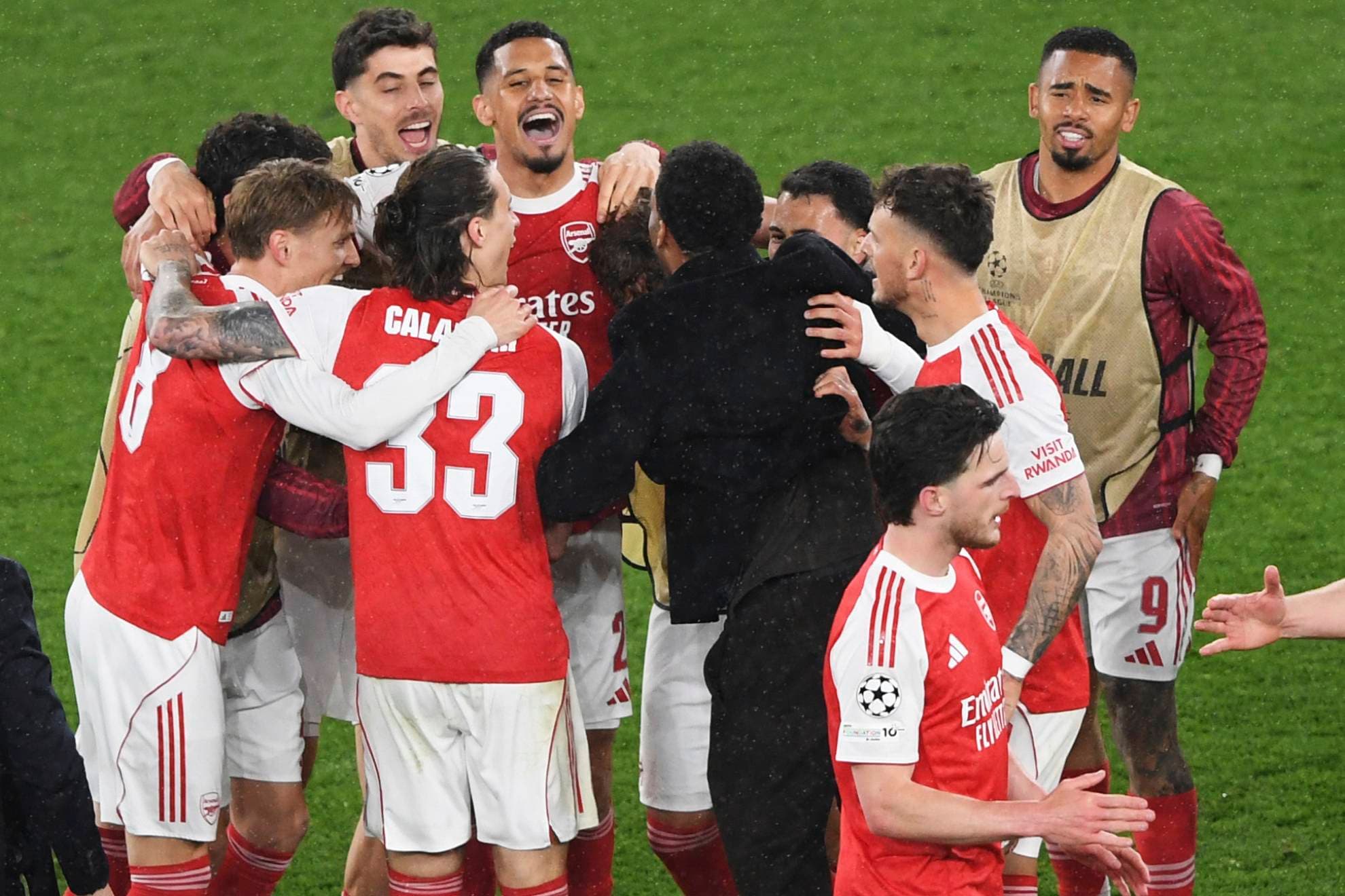Polémica con la "exagerada" celebración del Arsenal tras ganar al Atlético: "¡La policía de las celebraciones estará al acecho!"