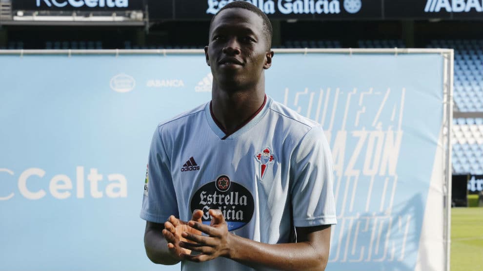 Pape Cheikh, ex del Celta: "Mi mejor amigo me drogó y me hizo firmar un poder general"