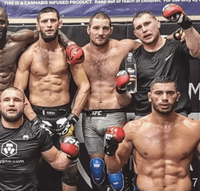 Chimaev y Strickland, en el Xtreme Couture de Las Vegas.