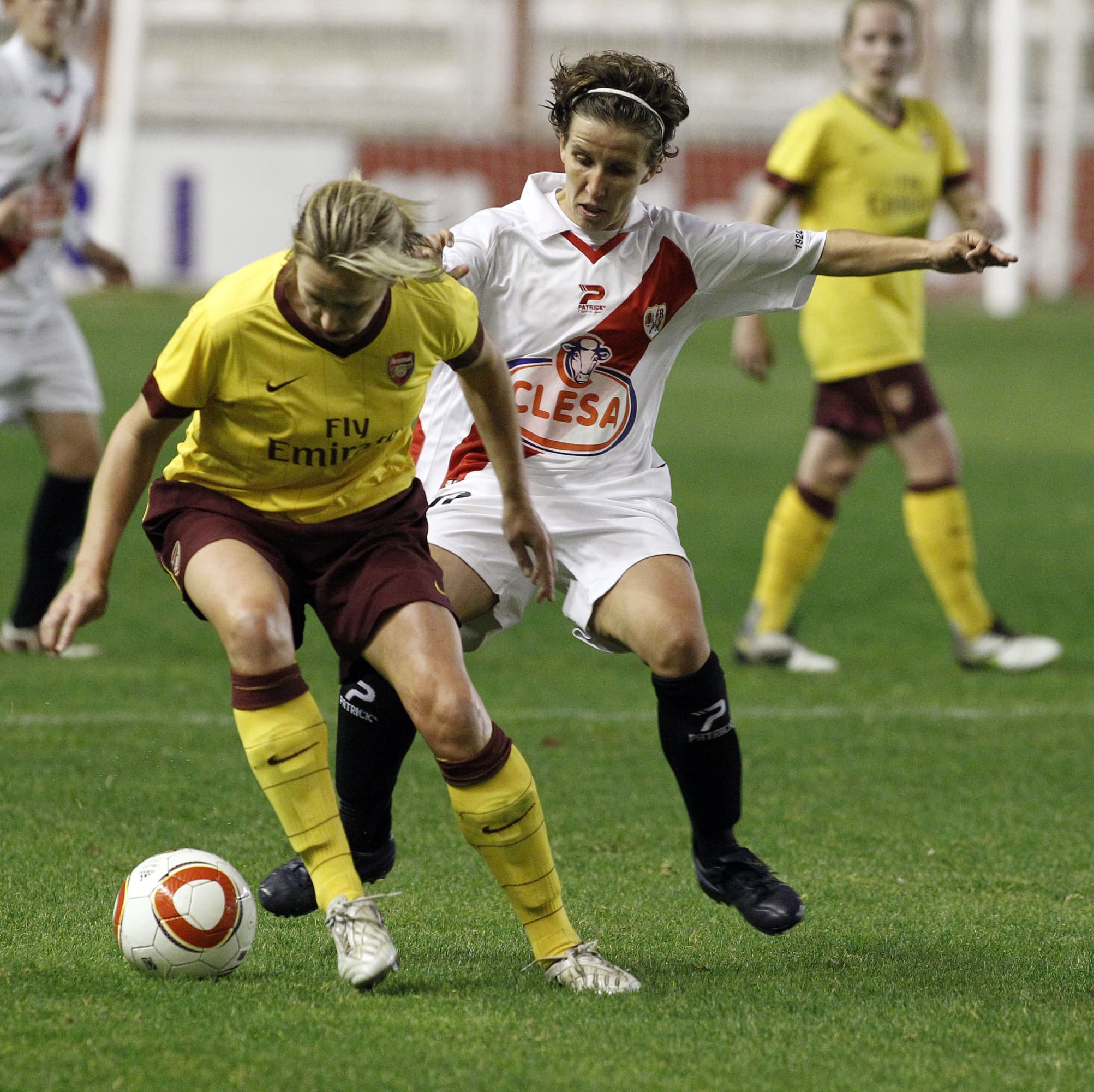 El Rayo Vallecano femenino se enfrentó contra el Arsenal en UEFA.