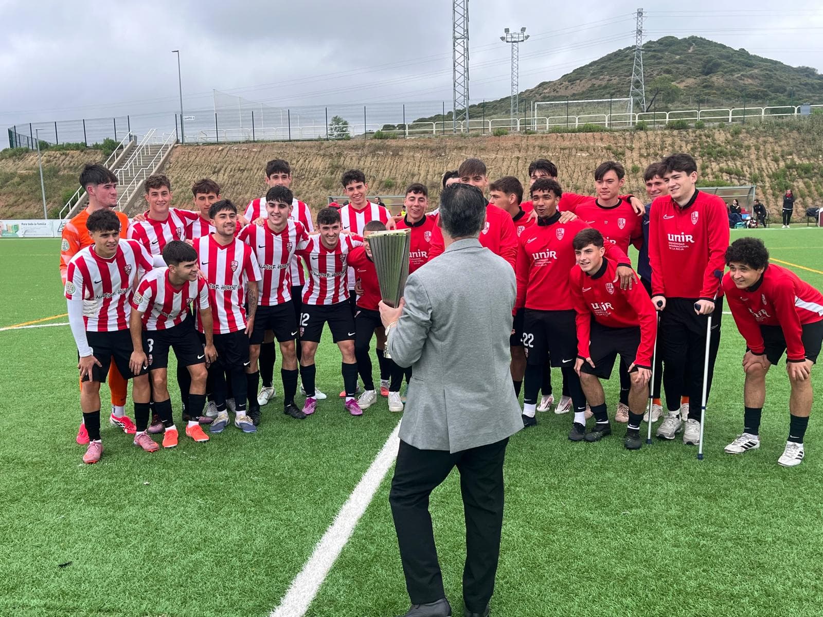 Entrega al Logroñés B del título de campeón de liga