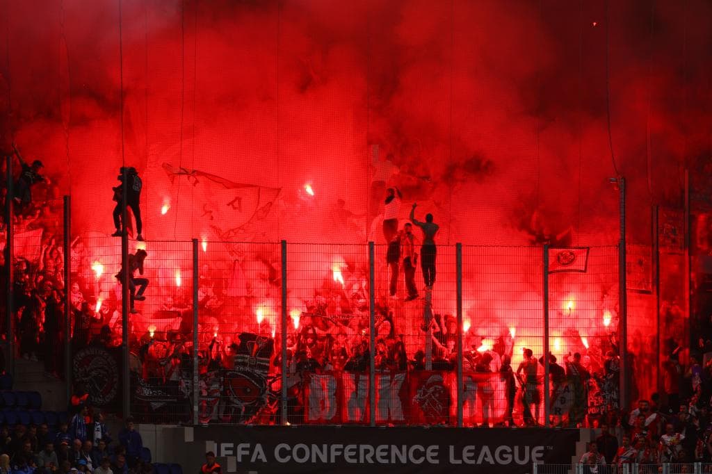 La afición rayista en Estrasburgo.