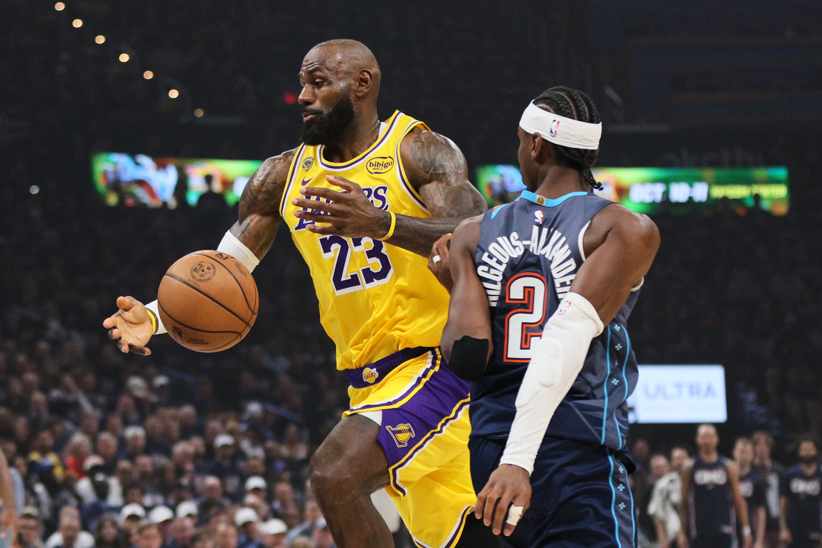 La guerra de los Lakers contra los árbitros y las fullerías de los Thunder: "LeBron es la estrella peor pitada"
