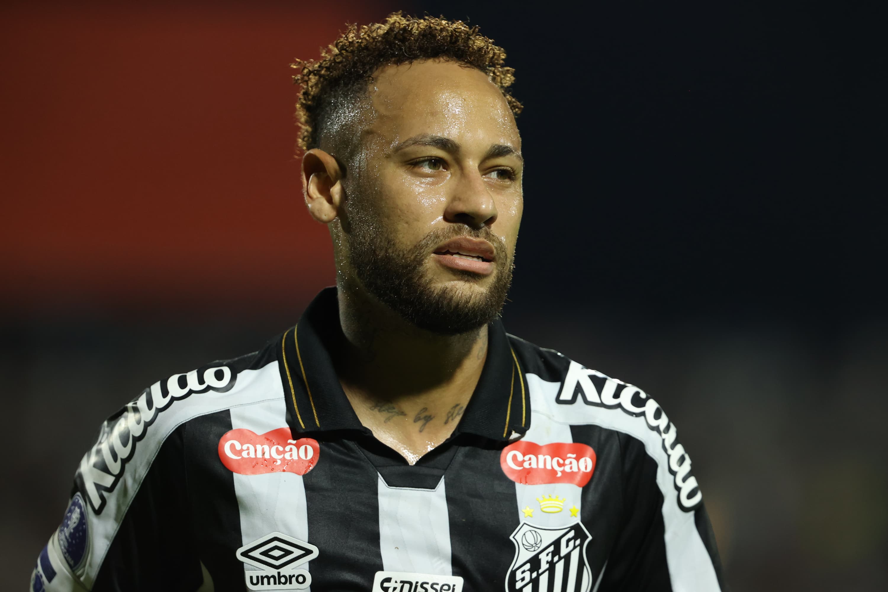 Neymar Jr. en un partido con Santos