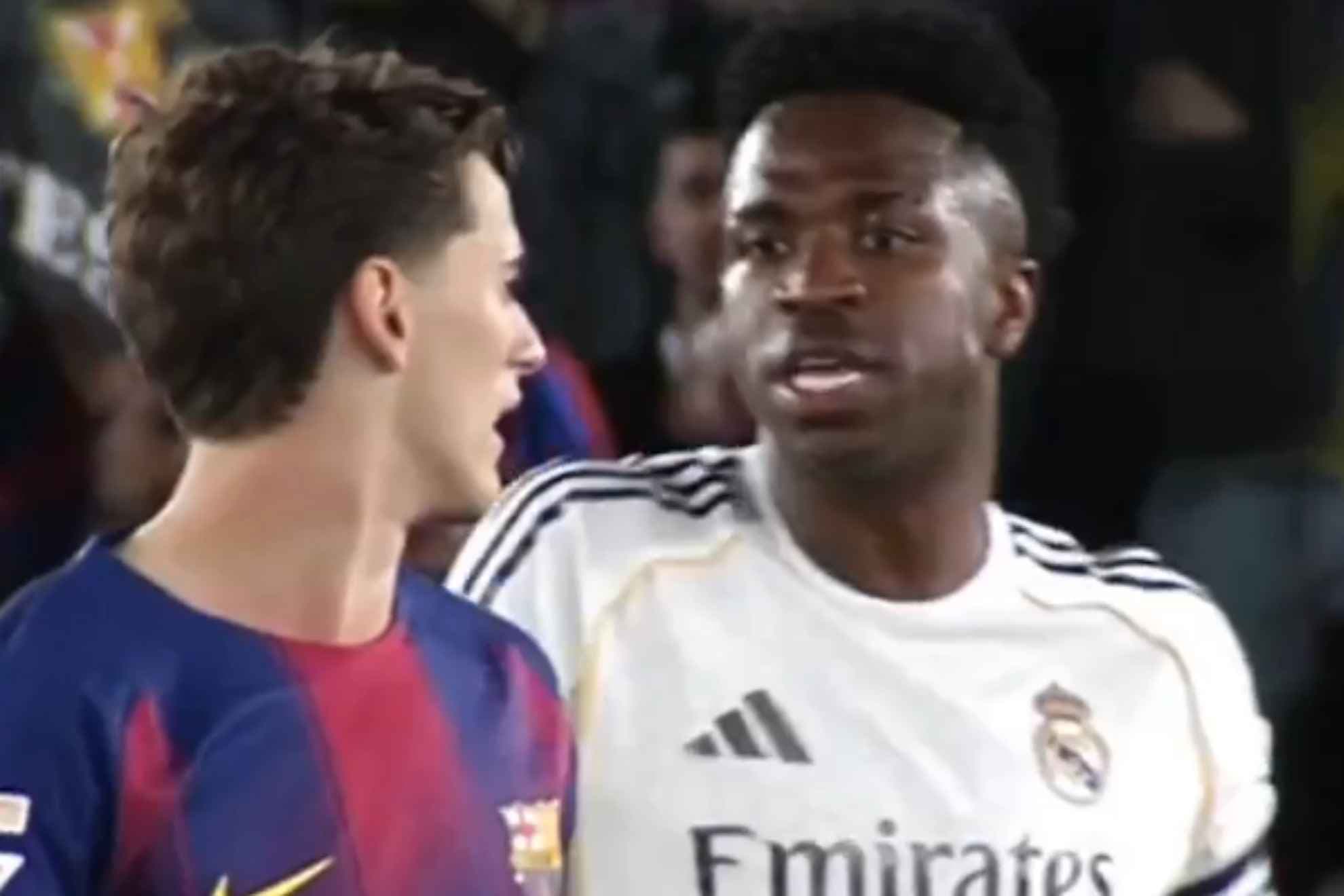 Gavi y Vinicius, durante el Clásico