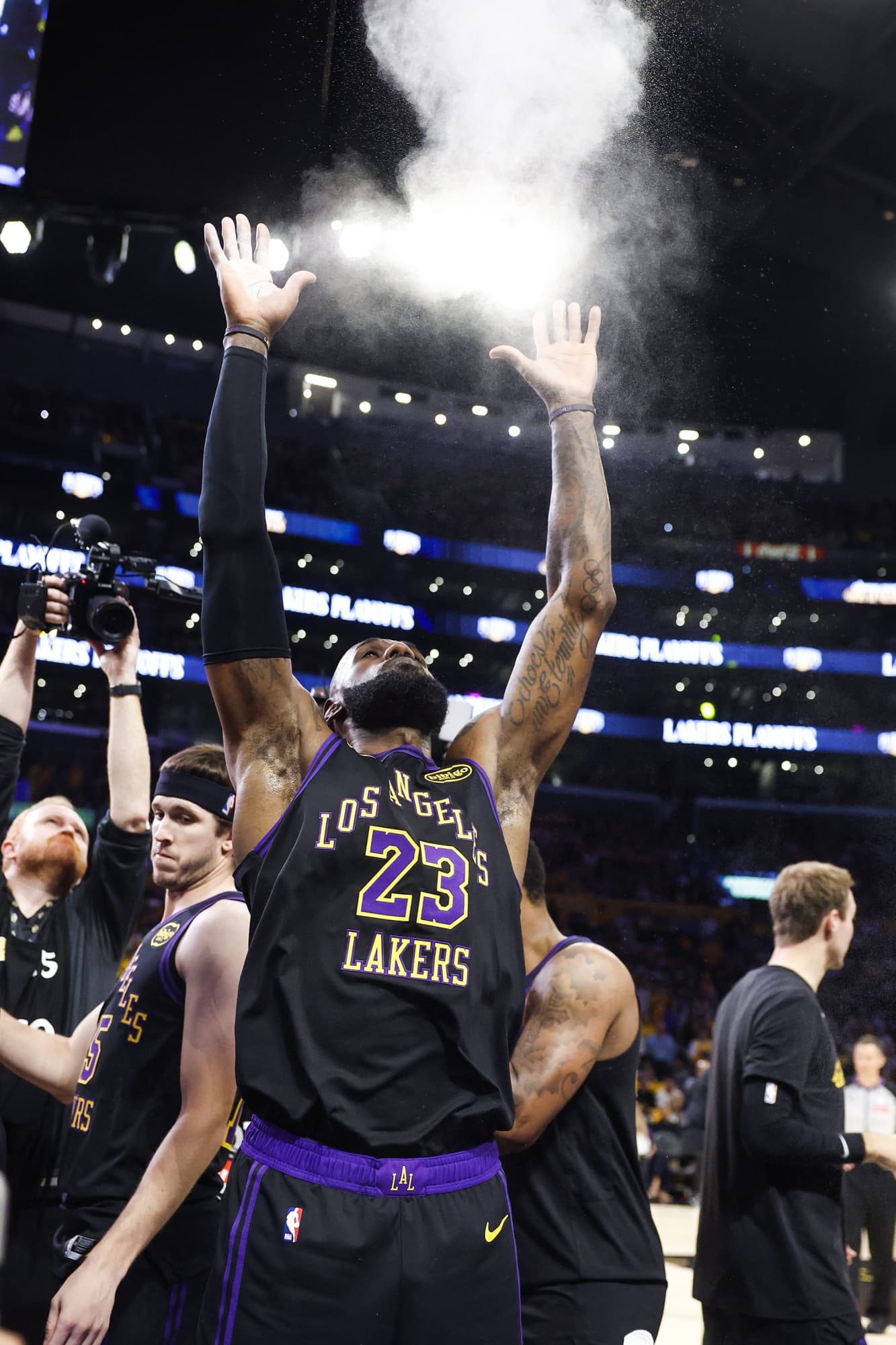Los Thunder barren 4-0 a los Lakers y podría precipitar el fin de la era de LeBron James en la NBA