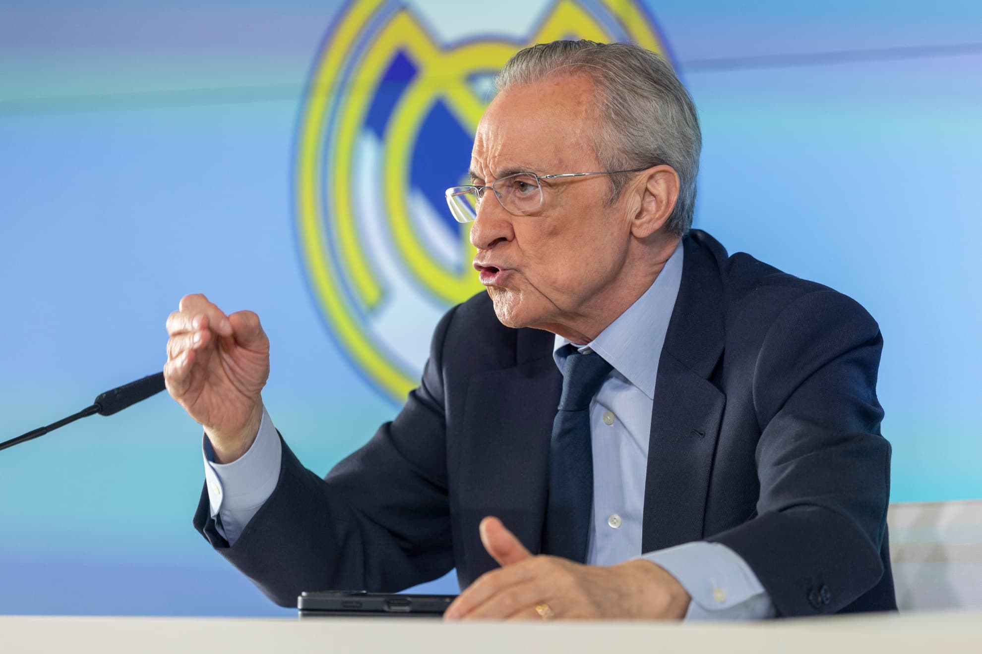 Florentino Pérez, durante la ya histórica rueda de prensa.