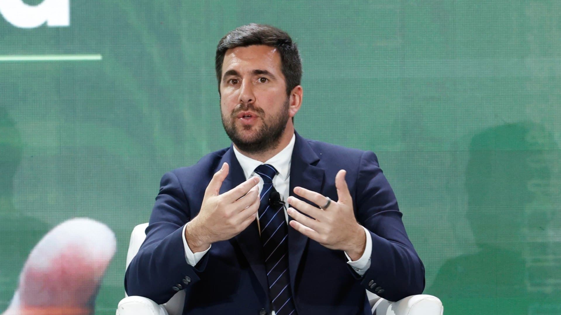 El fundador y presidente ejecutivo de Grupo Cox se postula a las elecciones a la presidencia del Real Madrid