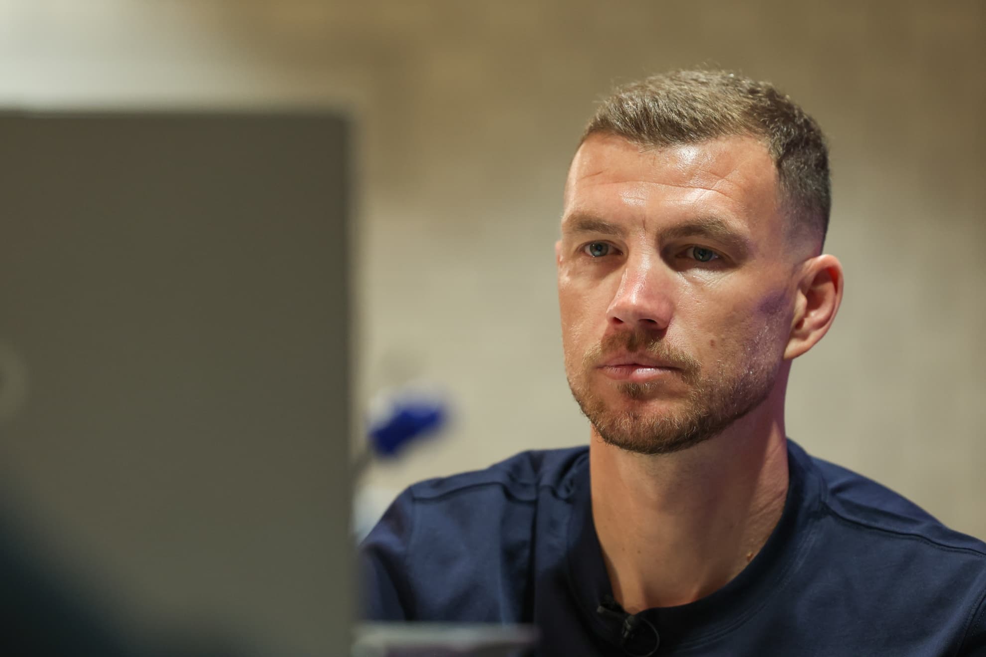 Edin Dzeko, mientras atendía la mesa redonda con MARCA.