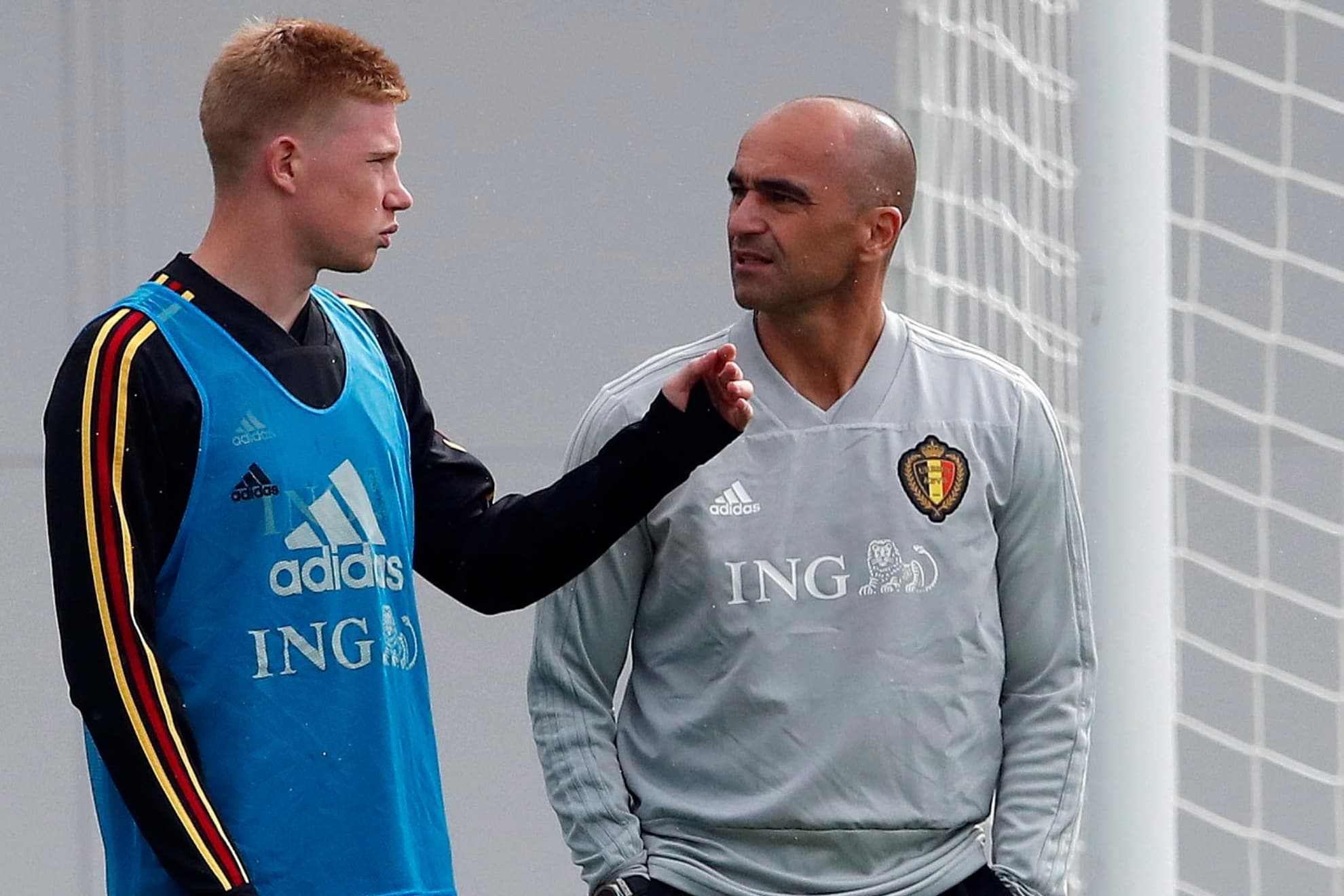 De Bruyne y Roberto Martínez.