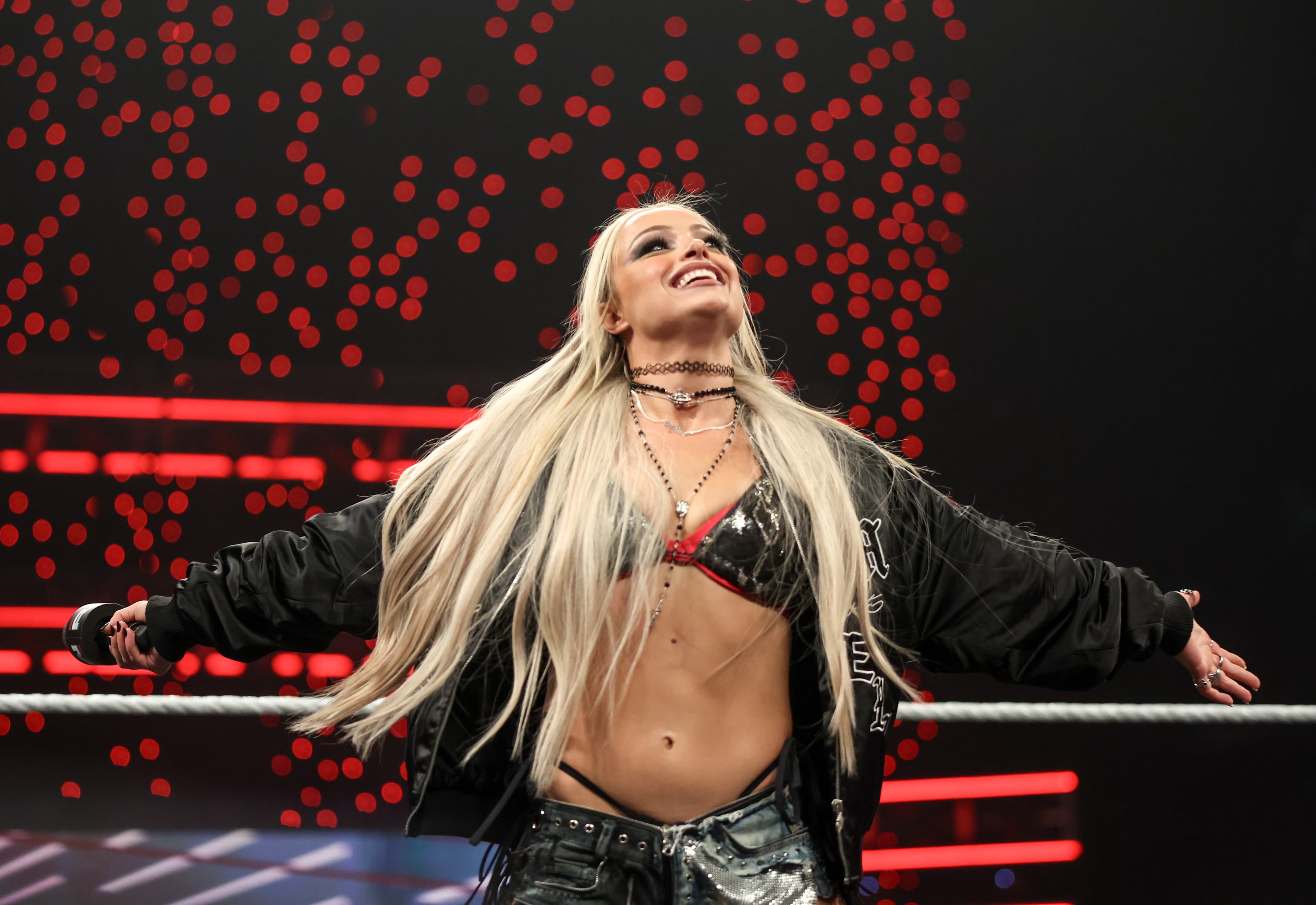 GLENDALE, ARIZONA - DECEMBER 1: Liv Morgan enters the ring during Monday Night RAW at Desert Diamond Arena on December 1, 2025 in Glendale, Arizona. (Photo by Meg Oliphant/WWE via Getty Images)
