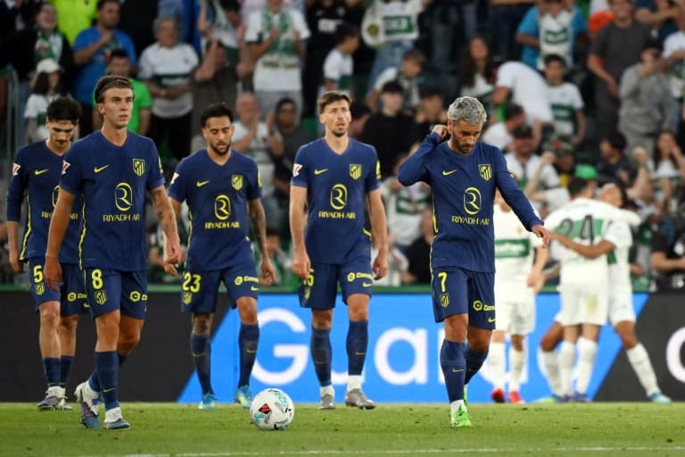 Atletico beaten again in Elche thriller