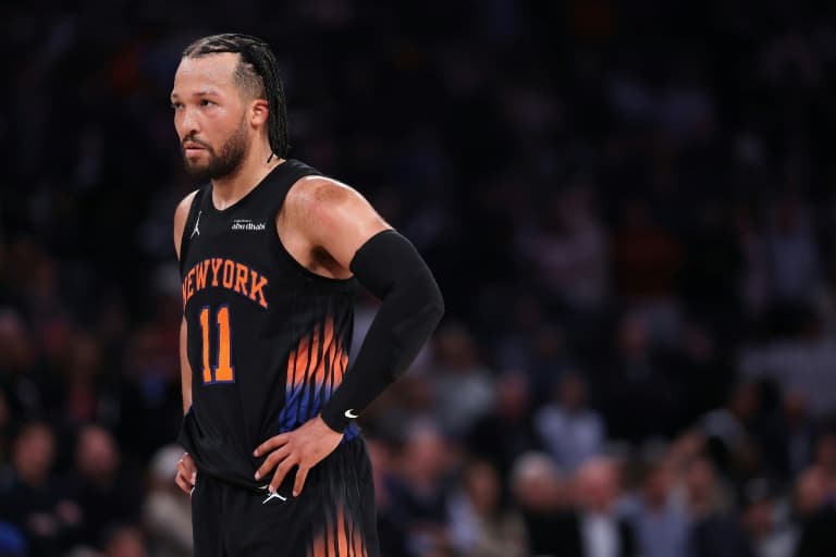 Brunson steers Knicks to 2-0 lead with tight win over Sixers
