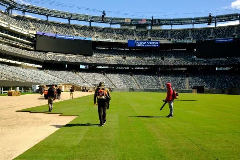 Pitch for World Cup final installed at US stadium