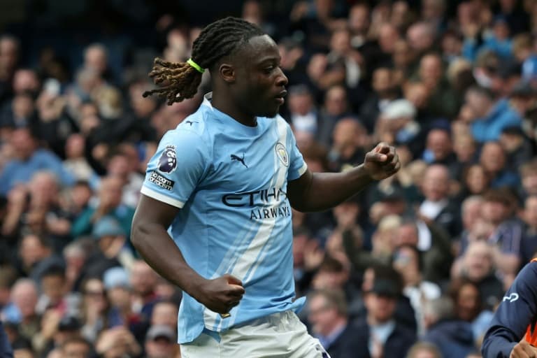 Man City beat Brentford to close gap on leaders Arsenal