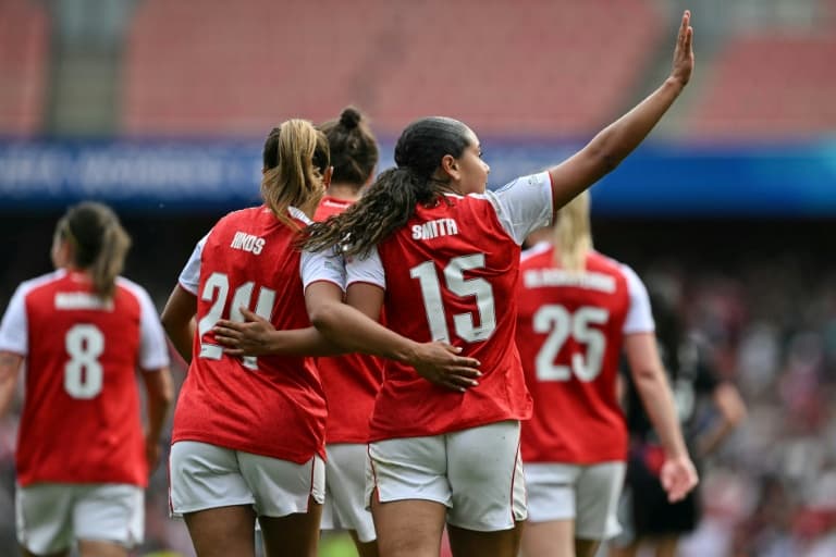 Arsenal punish Lyon errors in Champions League semi