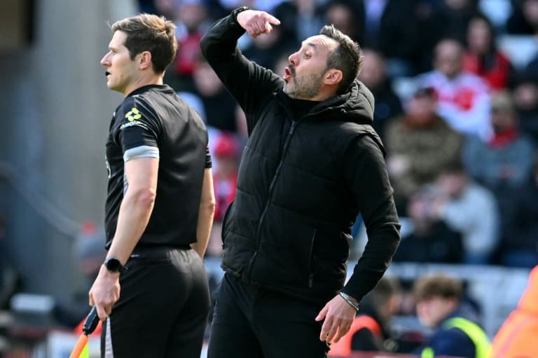 Spurs rue bad luck as relegation fears deepen