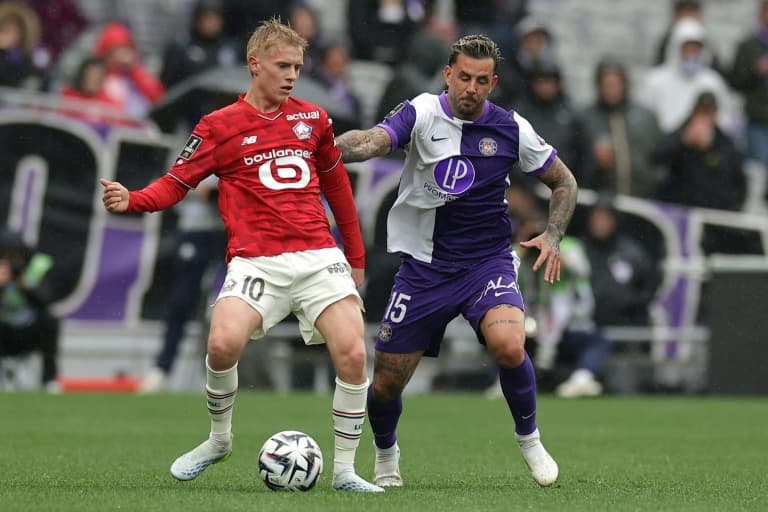 Lille ease back into third in Ligue 1 with Toulouse win