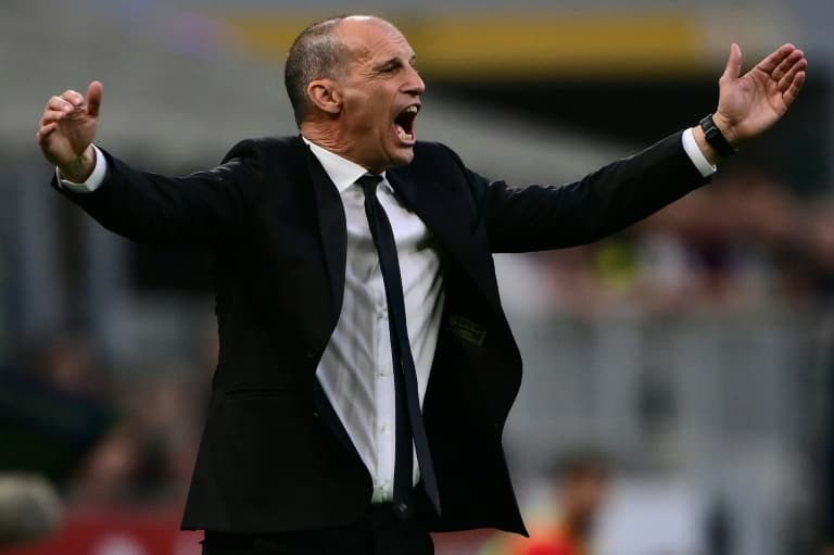 Allegri rules out taking Italy job, wants to stay at AC Milan