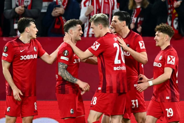 Kuebler brace sends Freiburg past Braga into Europa League final