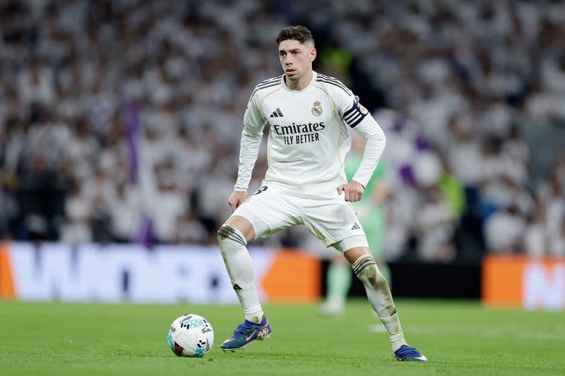 Manchester United linked with Federico Valverde move after Real Madrid drama