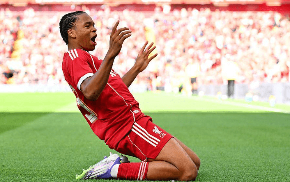 Arne Slot drops hint over Rio Ngumoha decision ahead of PSG clash