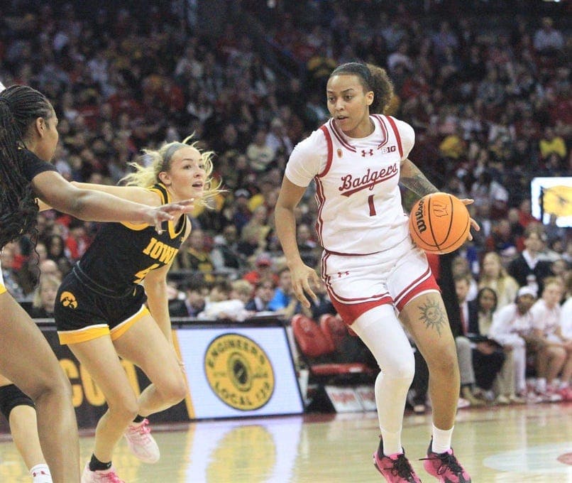 Wisconsin women's basketball star snubbed from WNBA Draft
