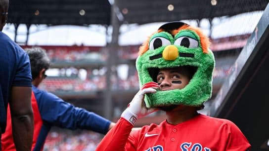Red Sox's Glass-Half-Full Update on Willson Contreras Injury