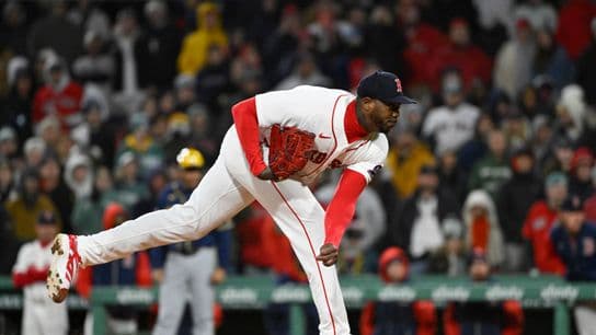 Red Sox's Aroldis Chapman Avoids Serious Scare vs. Brewers
