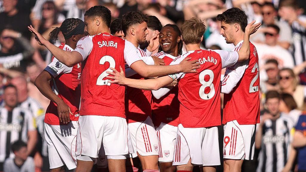 Analysis: Gunners put pressure back on title rivals