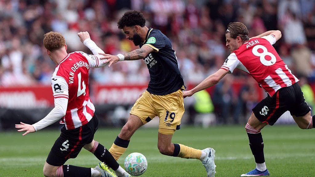 Premier League: West Ham beaten by Brentford and Newcastle win before Arsenal host Fulham