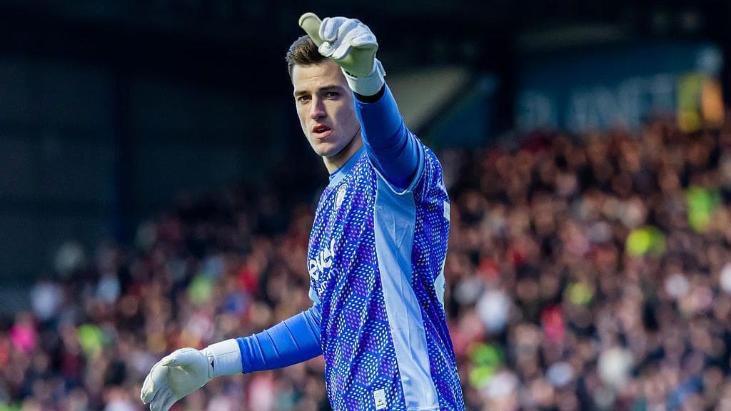 'He's got the hunger' - Cech backs youngster Vitek