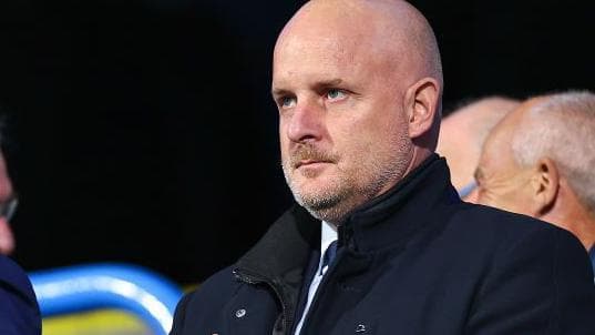 Huddersfield chief executive Edwards leaves