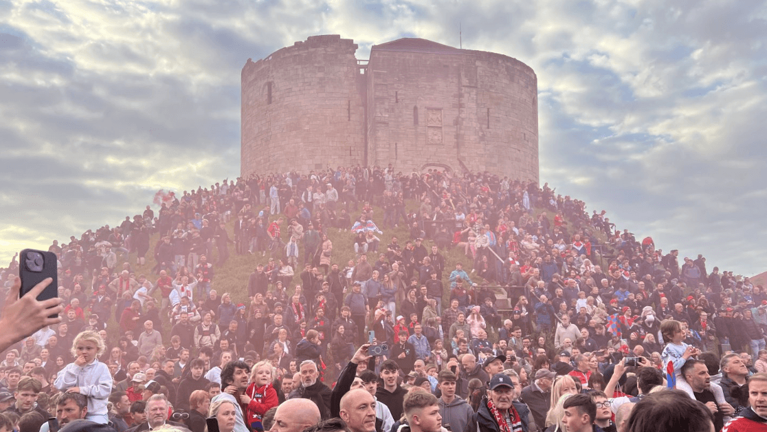 Thousands of fans join York City promotion parade