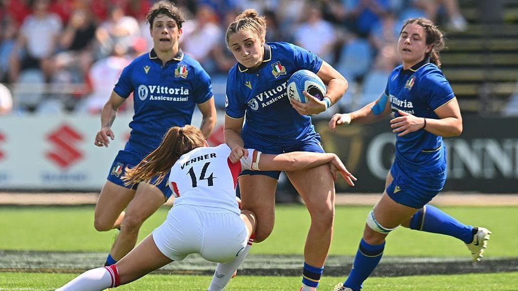 Does England's defence put winning streak at risk?