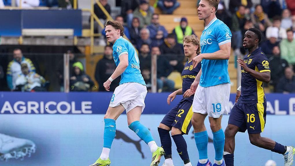 Napoli slip up despite another McTominay goal