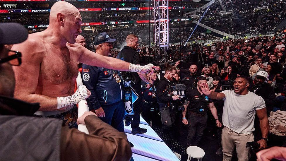 Joshua warm-up loss would kill Fury fight - Warren