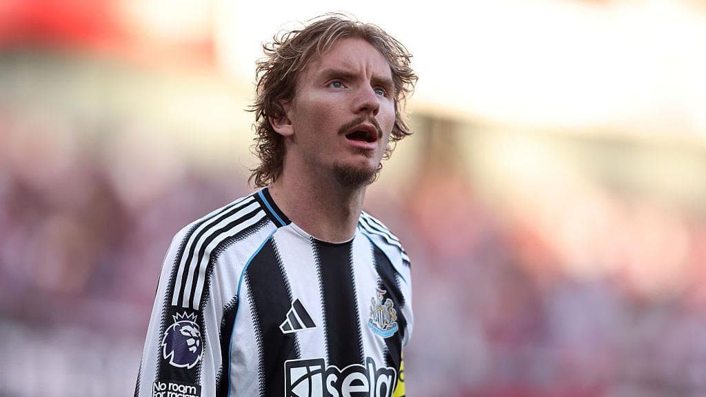 Woltemade signing 'Howe's undoing' as fans discuss the forward