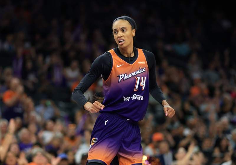 DeWanna Bonner embraces rookies as Phoenix Mercury’s training camp is underway