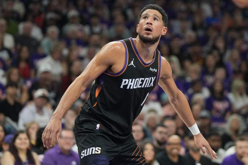 Suns fans start to wonder if Devin Booker can still carry Phoenix in the playoffs