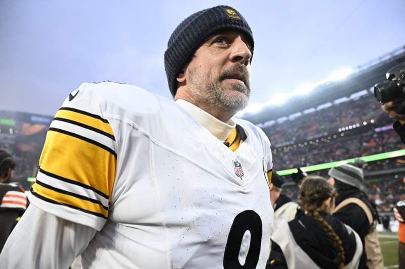 Bleacher Report questions whether Aaron Rodgers could join the Cardinals