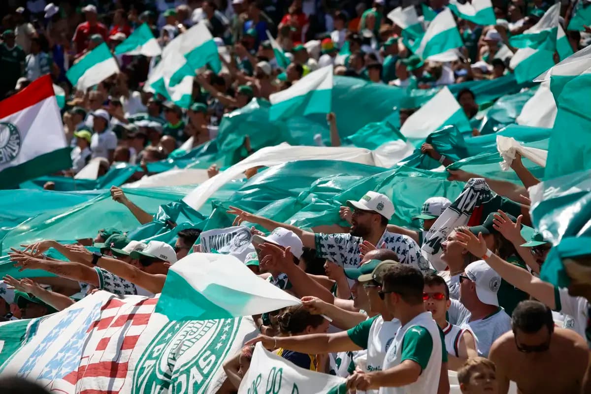 Manchester City submit opening offer for Palmeiras talent – Girona plan involved