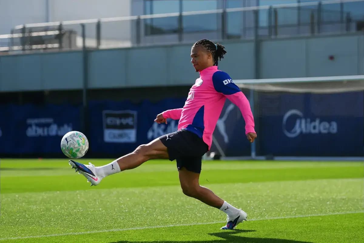 Nathan Ake set to join Bernardo Silva and John Stones in mass Manchester City exodus