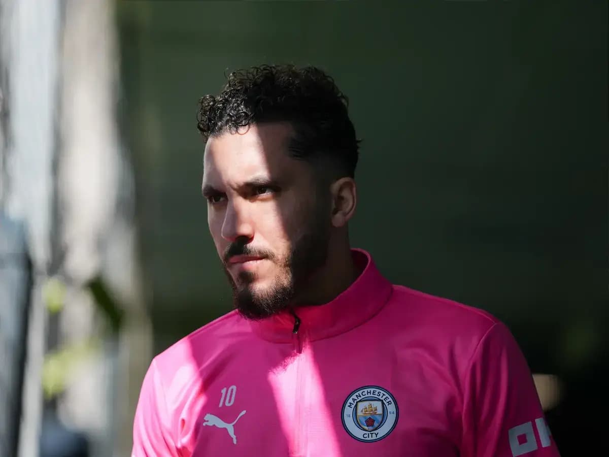 “Rayan Cherki is better than Lamine Yamal” – Villarreal forward’s ultimate compliment to Manchester City star